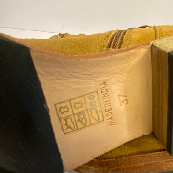 Free People Vienna Distressed Ankle Boot Taupe - Picture 12 of 14